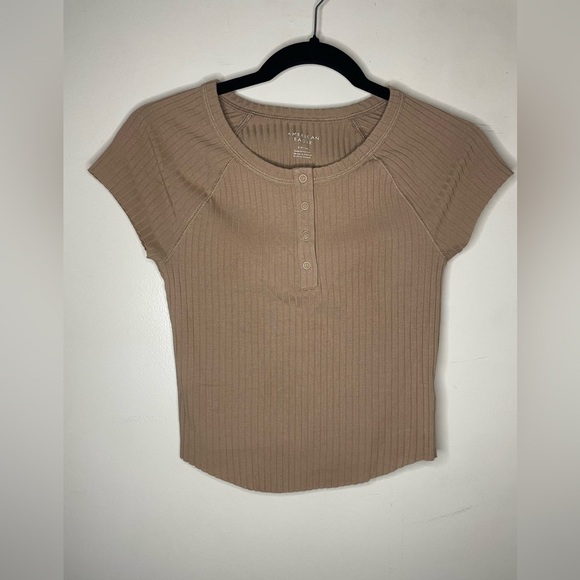 American Eagle Outfitters Tops - American Eagle Beige Ribbed Short Sleeve Tee top